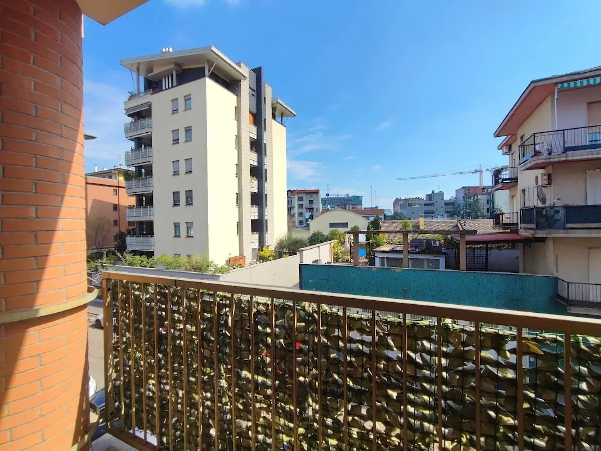 Central Station - Apartment With Terrace Milan