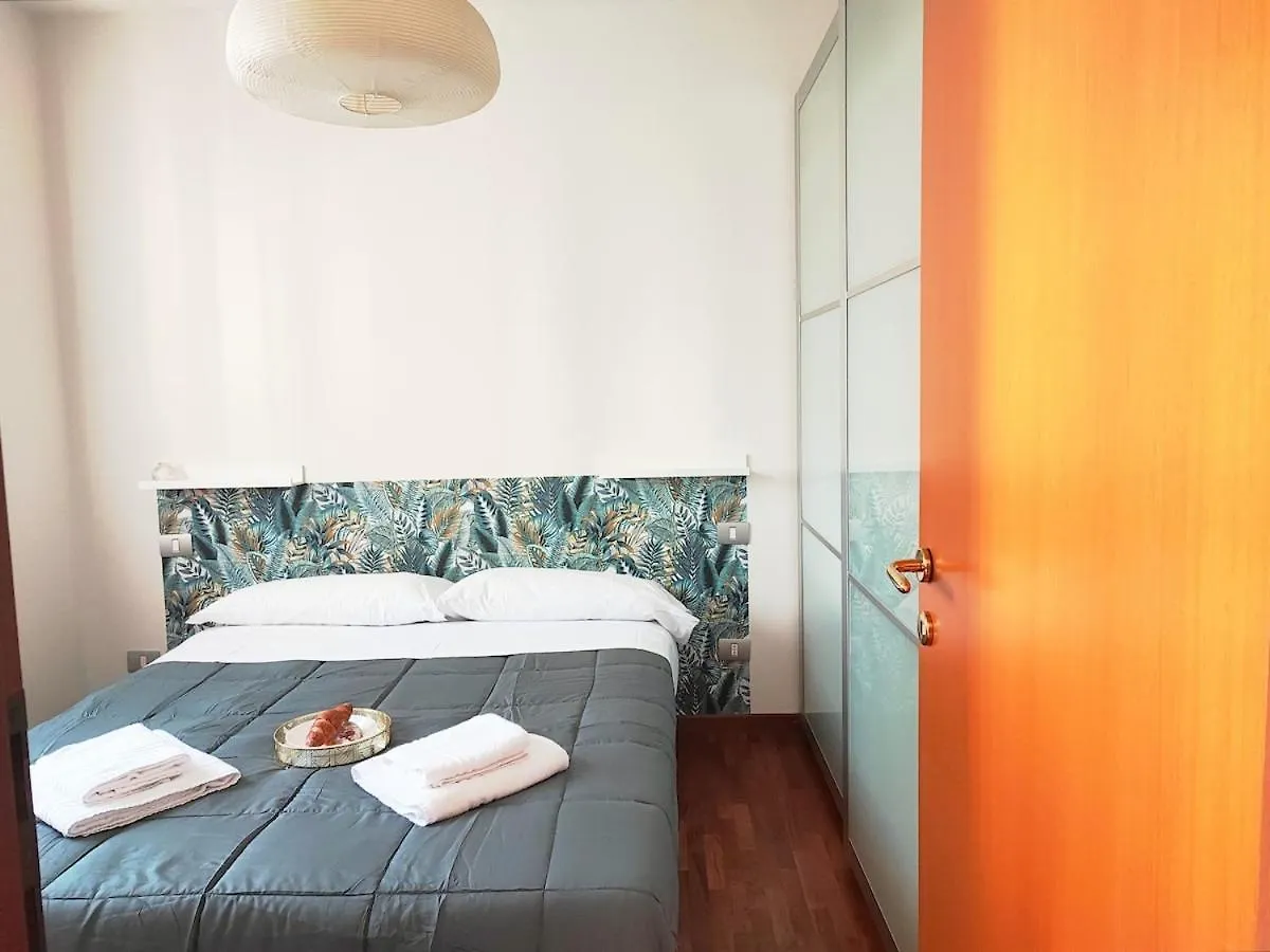 Central Station - Apartment With Terrace Milan